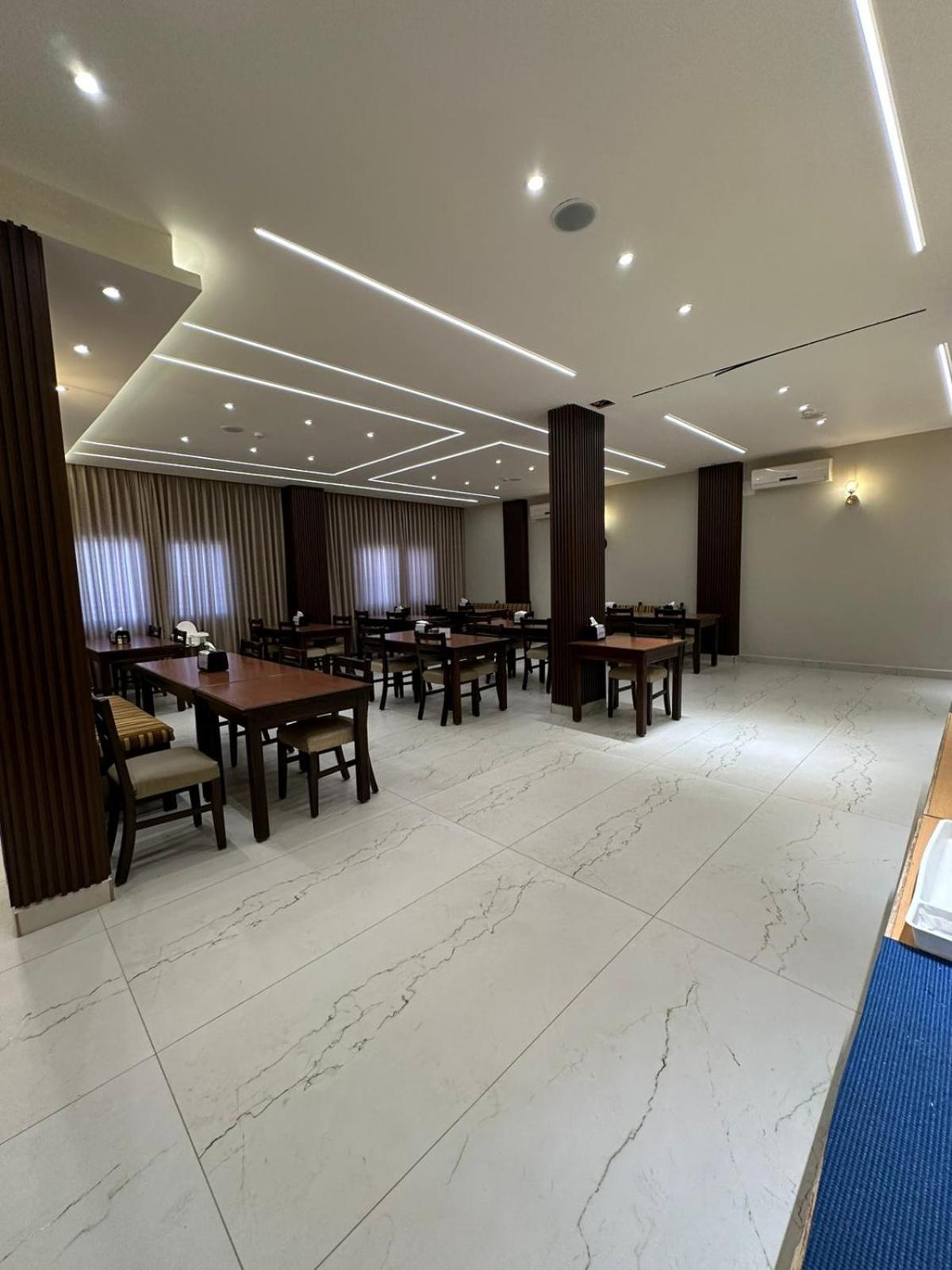 Rumman Hotel マダバ エクステリア 写真