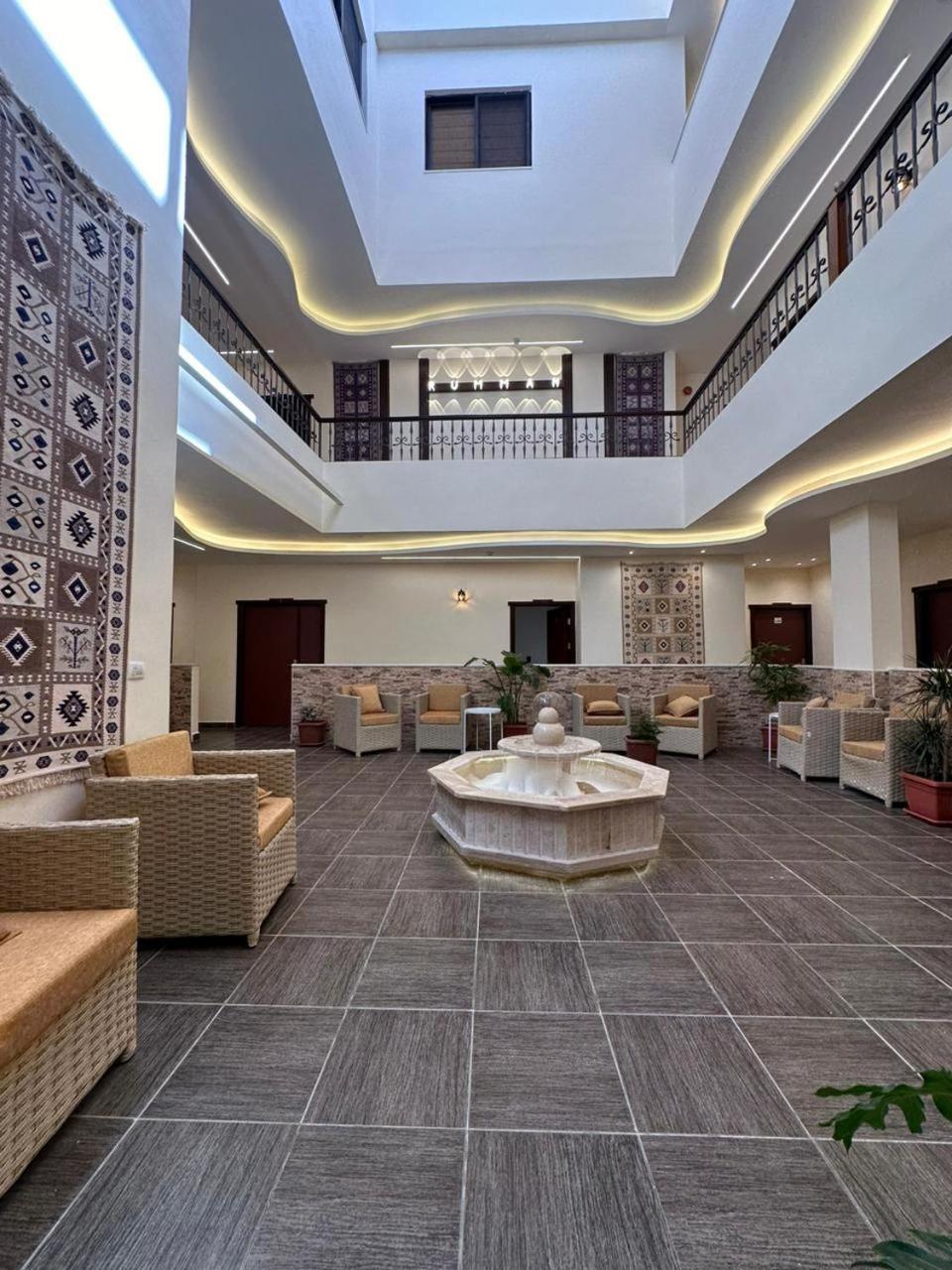 Rumman Hotel マダバ エクステリア 写真